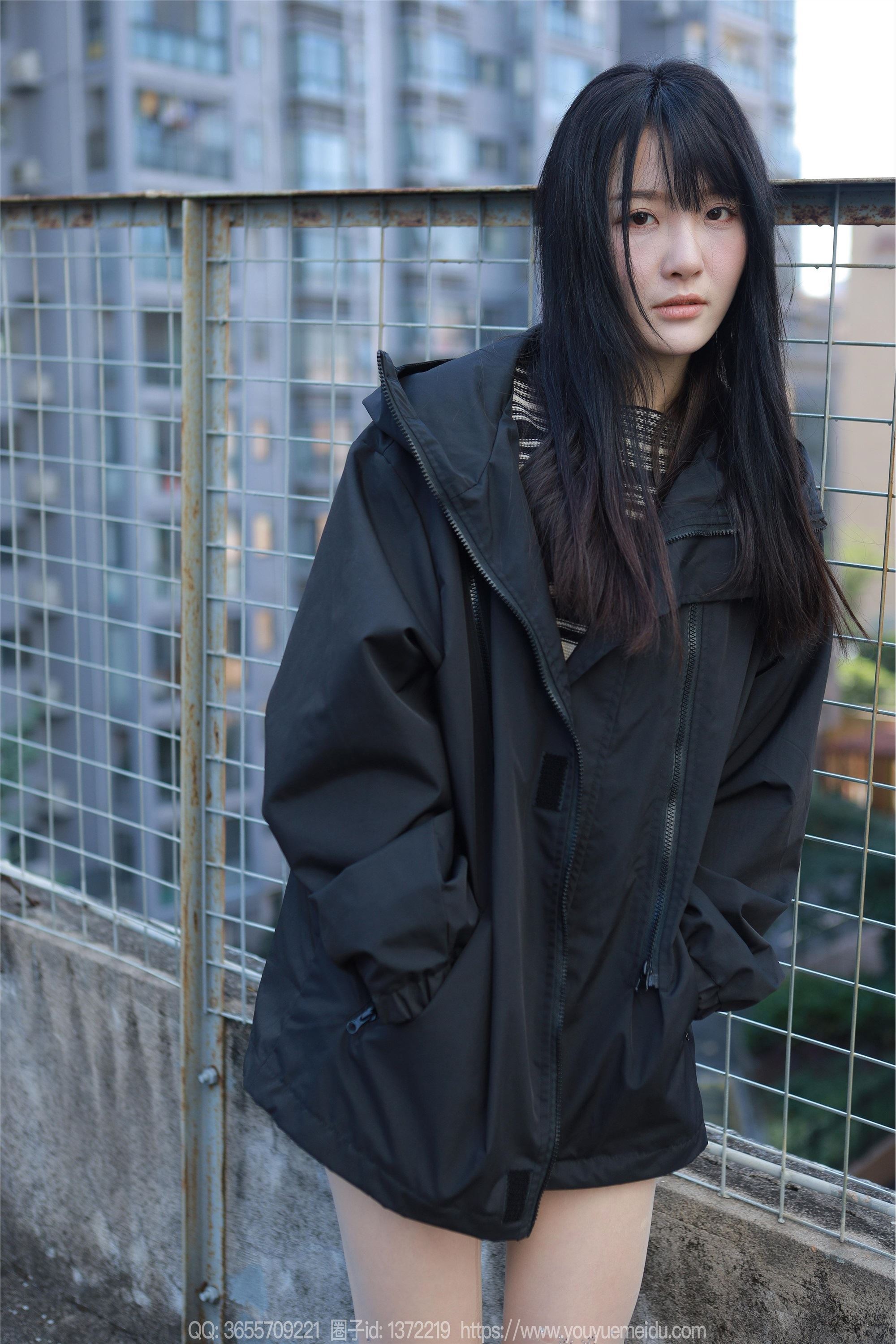 IESS异思趣向  2023.12.07 丝享家 1605 婉萍《晒晒太阳》